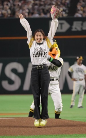 0329上戸彩2.jpg