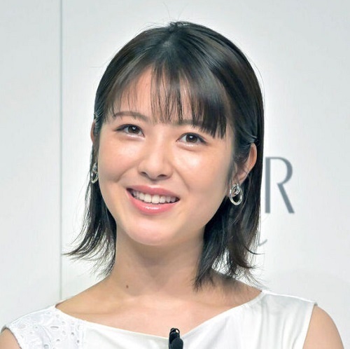 04255浜辺美波.jpg