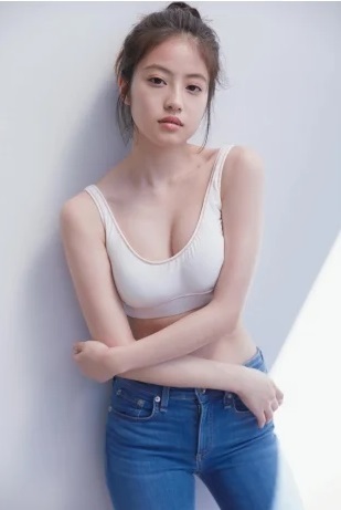 1228今田美桜4.jpg