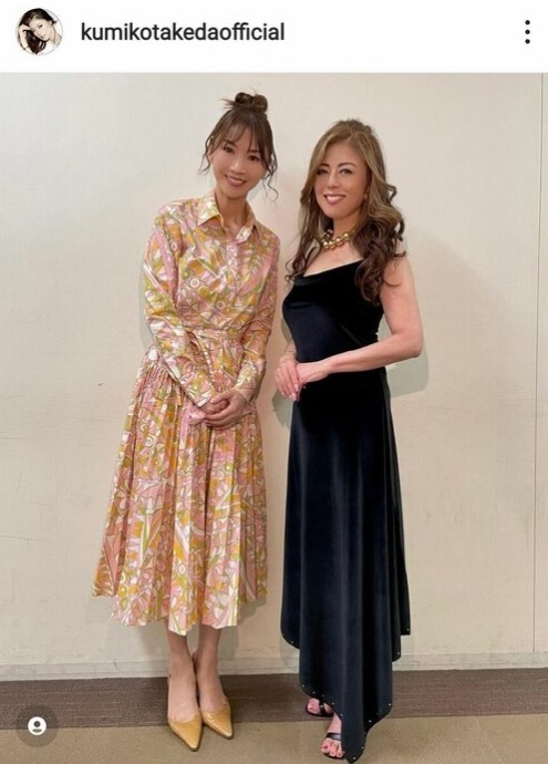 『53歳・武田久美子、56歳・君島十和子さんと美しい50代2ショット「美の共演！」「国宝級」』by「スポーツ報知」 ヤフコメ・ドットコム