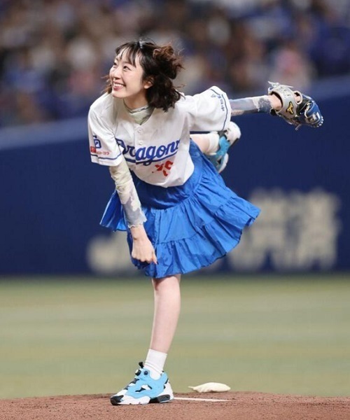 松井咲子.jpg
